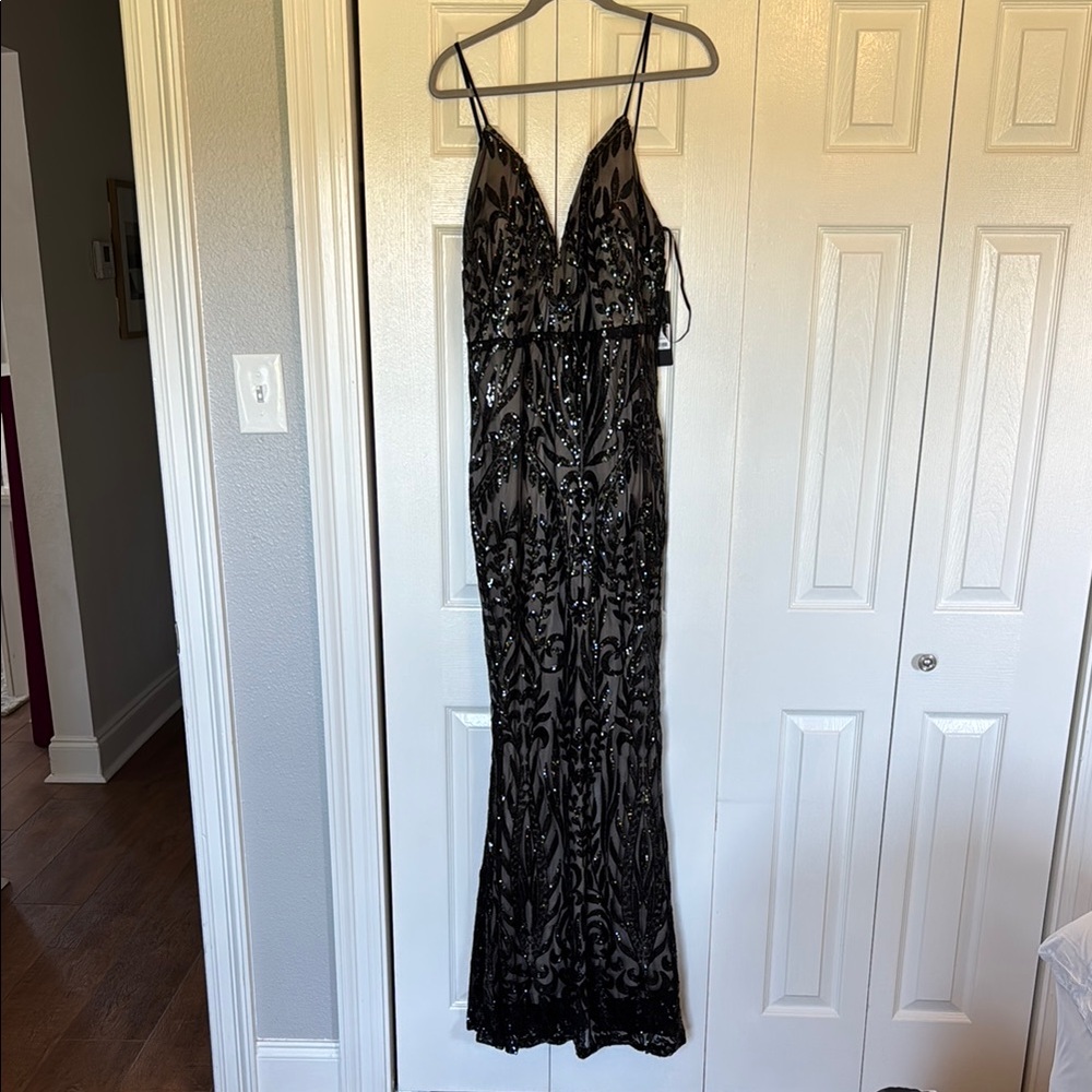Elegant Black Sequin Evening Gown